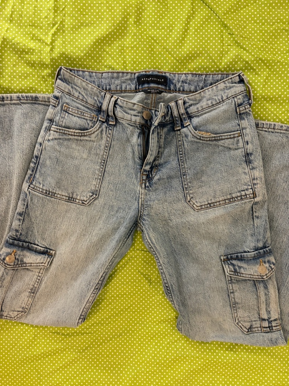 Aeropostale Women's Light Blue Relaxed Cargo Jeans